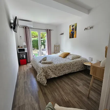Hotel Chez Louis à Les Issambres Extérieur photo